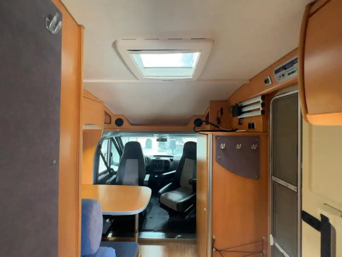 HYMER-ERIBA Vam 522  - Ansicht 8
